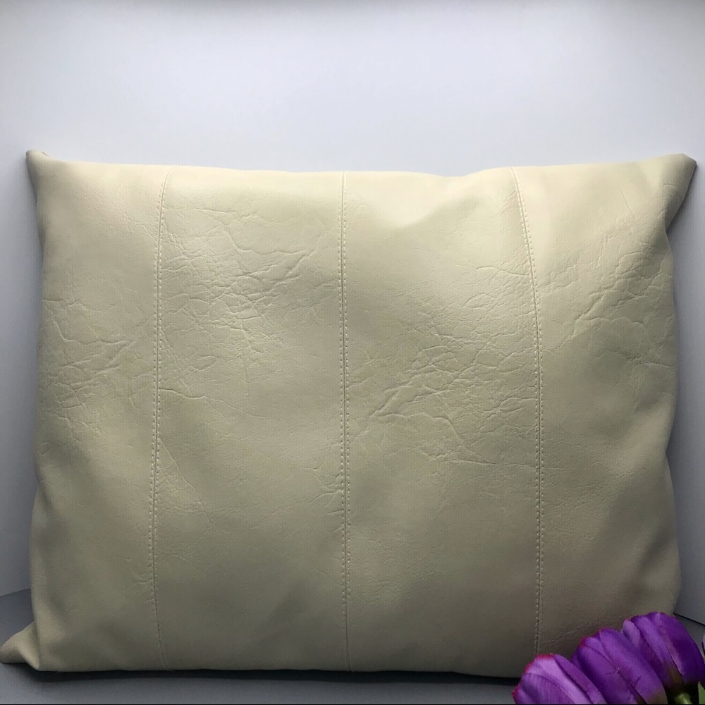 Home Studio Accent Pillowcase 20”x16”
